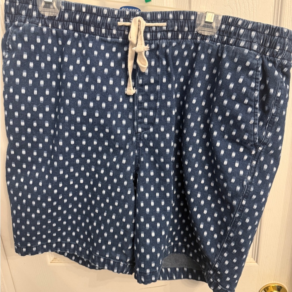 These Old Navy shorts are the perfect combo of comfort and style.
